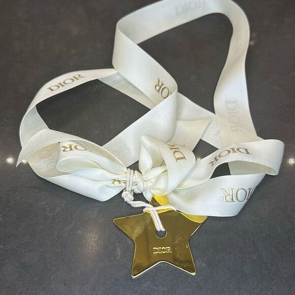 Dior Gift Box Bundle (4 Piece) - Picture 2 of 8